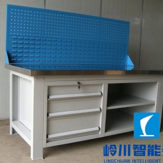 工作臺(tái)